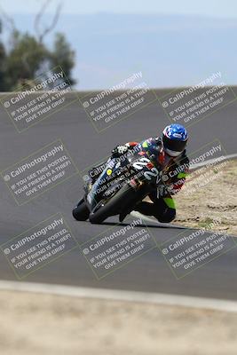 media/Jun-07-2025-TrackDaz (Sat) [[4413525952]]/A Group/12pm (Turn 2)/